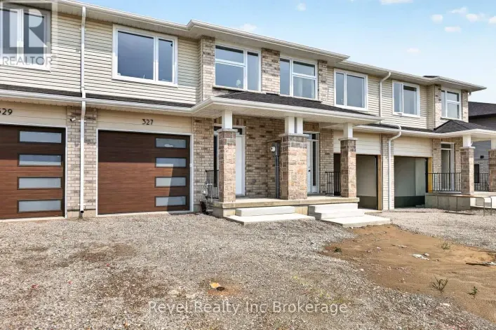 325 KADING CRESCENT, Woodstock