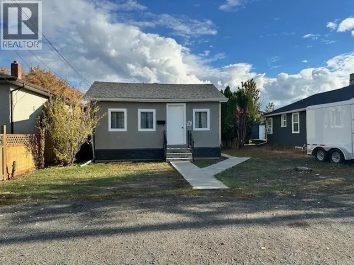 325 WILLOW Street, Kamloops