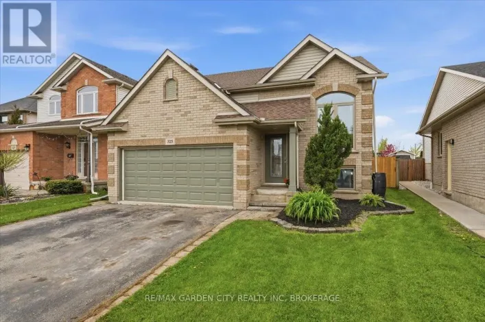 325 WINTERBERRY BOULEVARD, Thorold