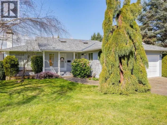 3250 Sedgwick Dr, Colwood