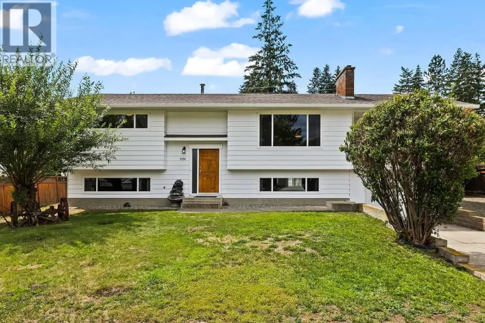 3254 McGregor Road, West Kelowna