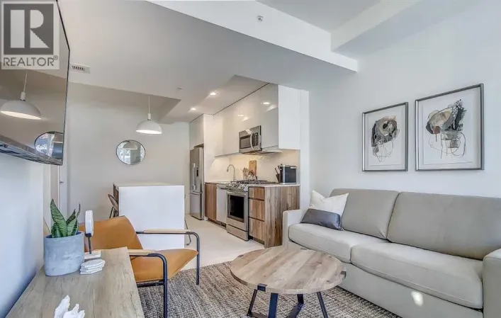 325R 9A Street NW, Calgary