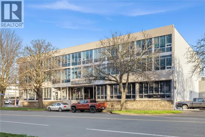 326 1175 Cook St, Victoria