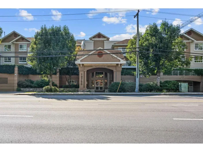 326 19750 64 AVENUE, Langley