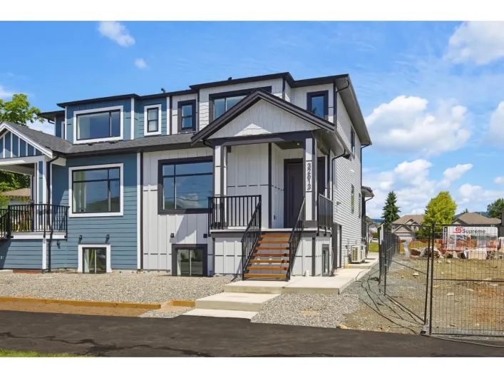 32613 CHERRY AVENUE, Mission