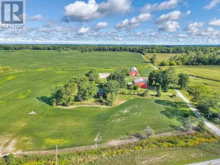 32626 CLARENDON STREET W, Wainfleet