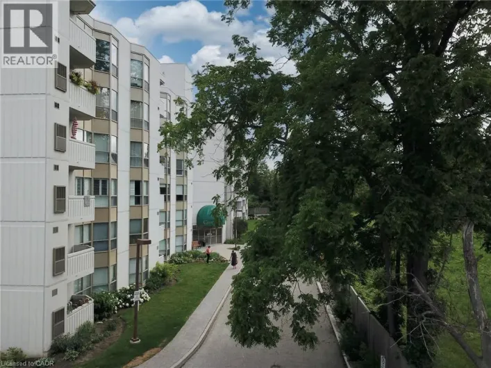 3267 KING Street E Unit# 505, Kitchener