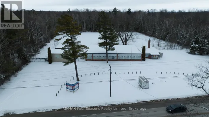 3267 MOSLEY STREET, Wasaga Beach