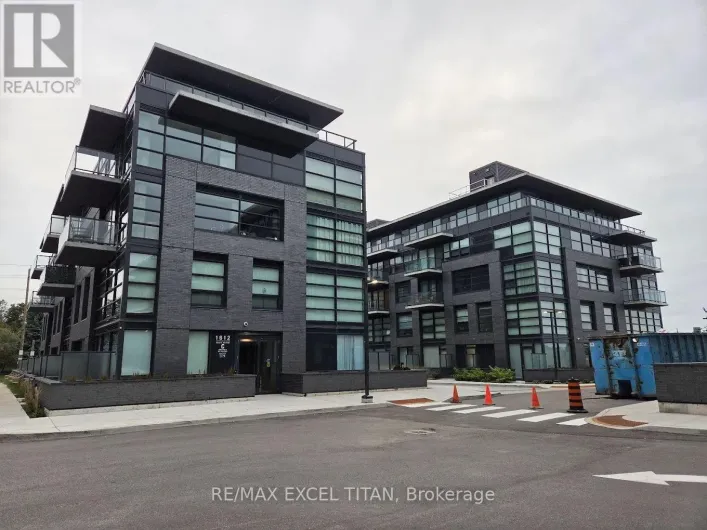 327 - 1612 CHARLES STREET, Whitby