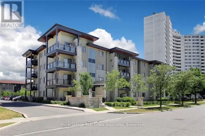 Apartment for rent: 327 - 570 LOLITA GARDENS, Mississauga