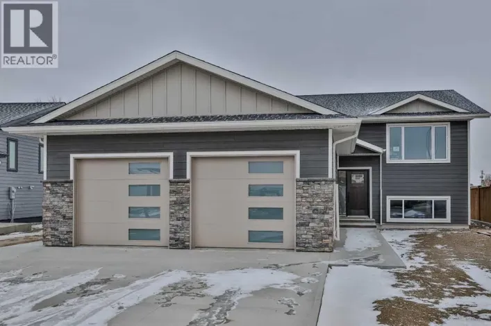 327 9 Street N, Picture Butte