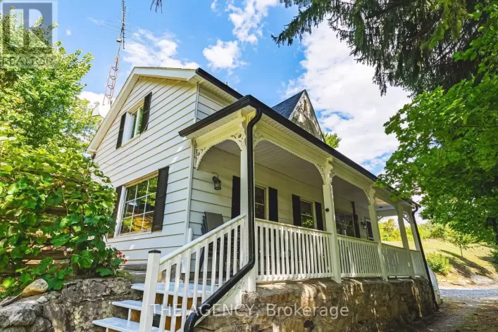 327 CAMPBELL AVENUE E, Milton