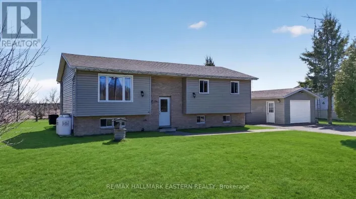 327 CENTRE LINE, Asphodel-Norwood