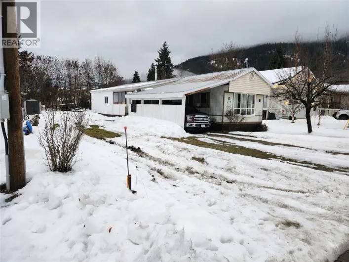 327 Edward Street, Revelstoke