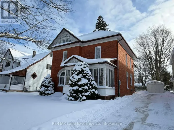 327 FRANCES STREET, North Huron