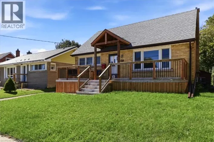 House for sale: 327 HIGHLAND Road E, Kitchener