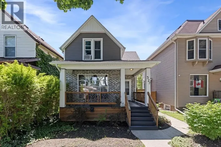 327 LINCOLN ROAD, Windsor