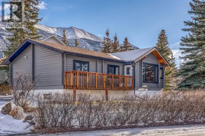 327 Silvertip Close, Canmore