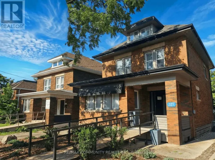 327 WOOLWICH STREET, Guelph