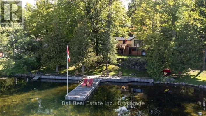 3272 BUCKHORN LANE N, Selwyn