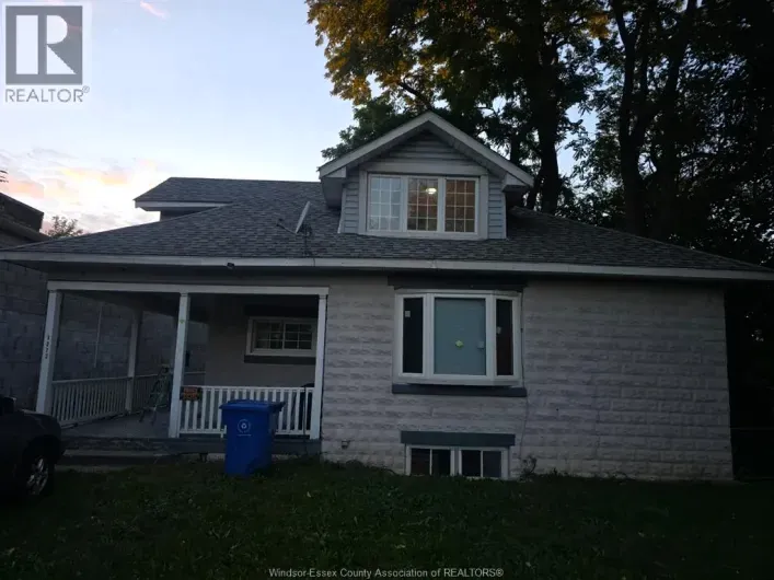 3272 PETER STREET, Windsor