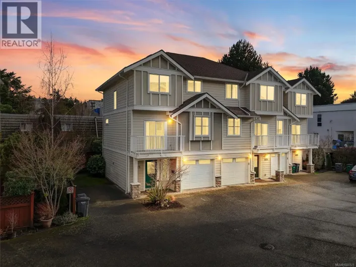 3273 Rutledge St, Saanich