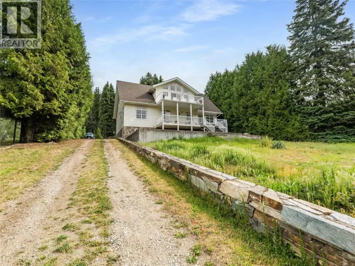 3275 Broadwater Road, Robson