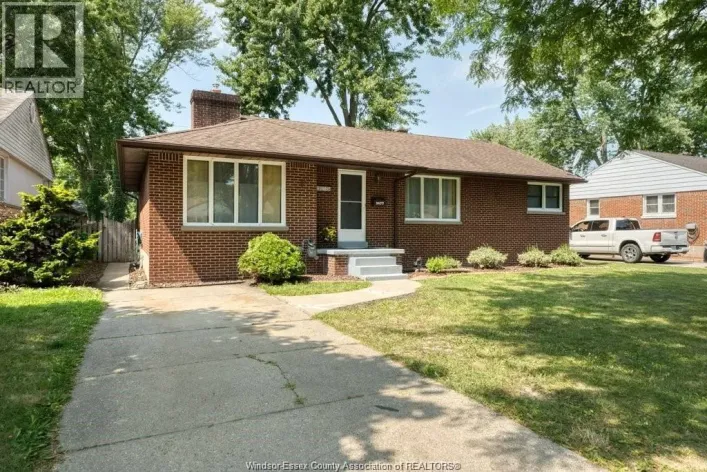 3277 DOMINION, Windsor