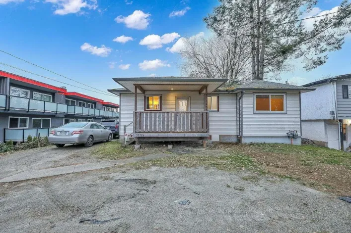 32774 7TH AVENUE, Mission