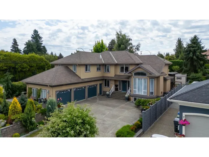 32788 CHILCOTIN DRIVE, Abbotsford