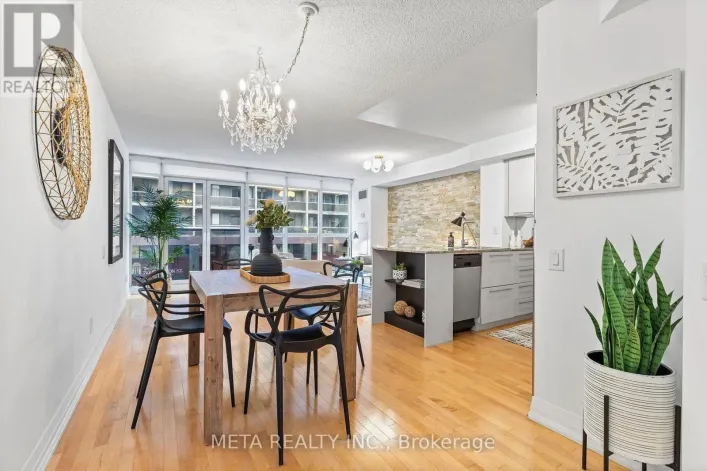 328 - 25 CARLTON STREET, Toronto