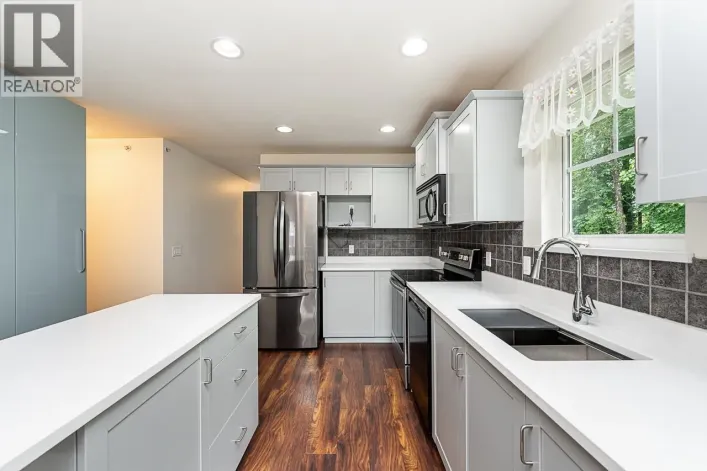 328 3000 RIVERBEND DRIVE, Coquitlam