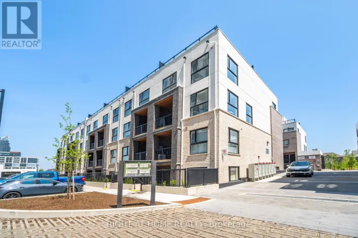 328 - 349 WHEAT BOOM DRIVE, Oakville