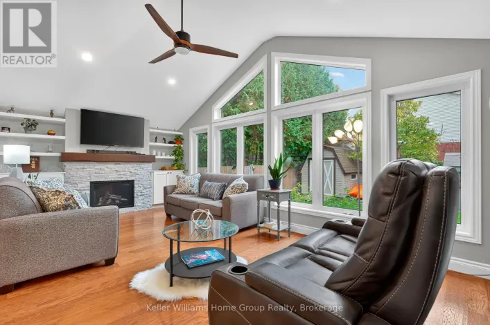 328 BURNETT AVENUE, Cambridge