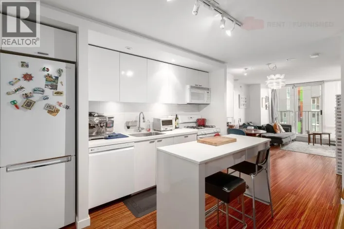 328 E 11TH AVENUE, Vancouver