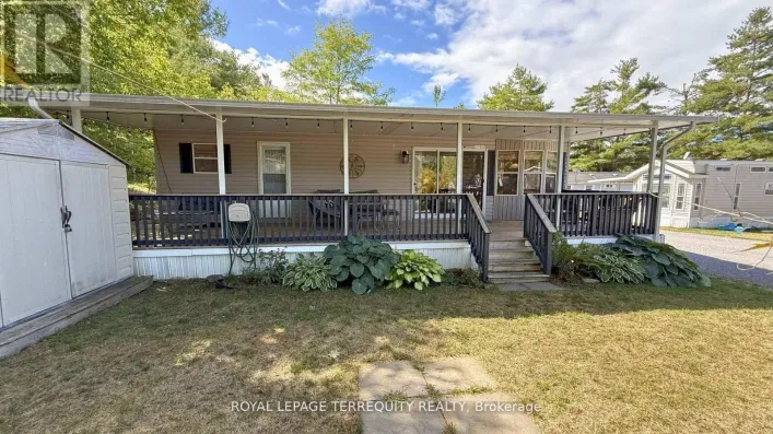 328 ROCKVIEW, Selwyn