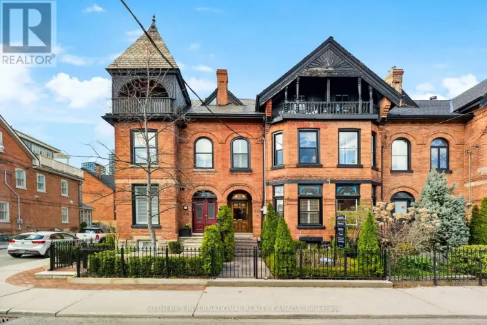 328 WELLESLEY STREET E, Toronto