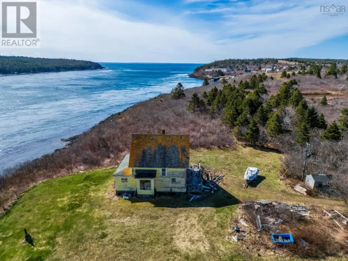 3284 Highway 217, Tiverton