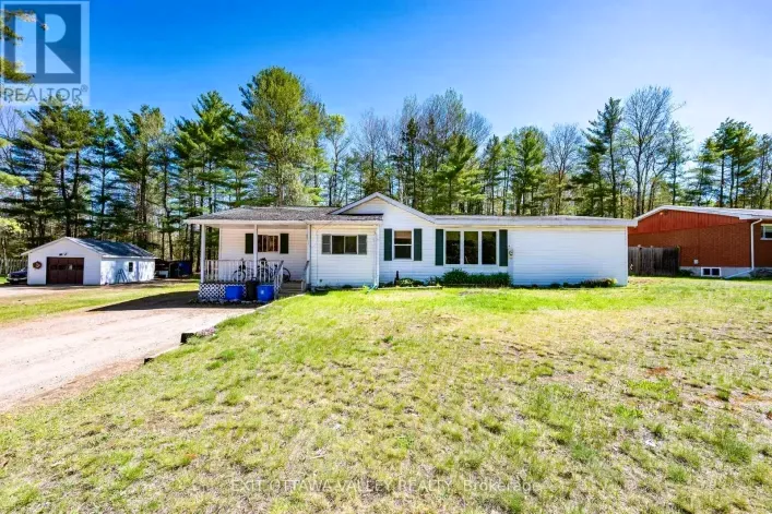 32848 HIGHWAY 17 HIGHWAY, Laurentian Hills