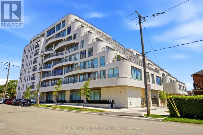 329 - 689 THE QUEENSWAY, Toronto