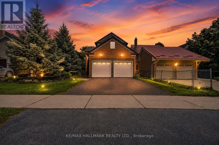 329 KINGSBRIDGE GARDEN CIRCLE, Mississauga