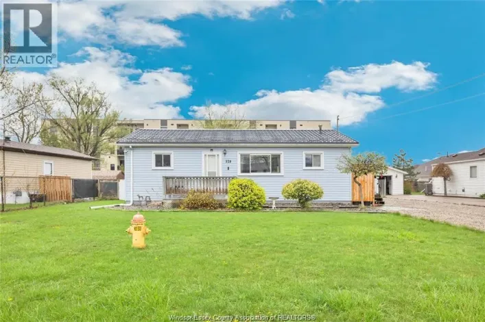329 PARKSIDE DRIVE, McGregor
