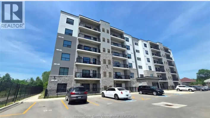 3290 STELLA CRESCENT Unit# 404, Windsor