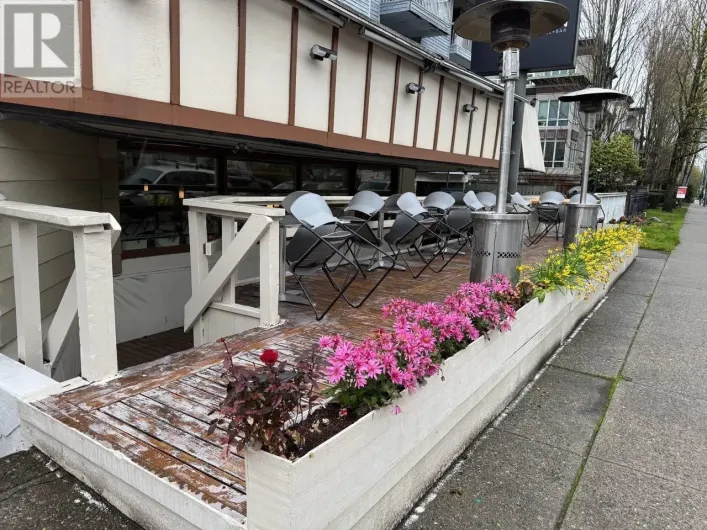 3293 W 4TH AVENUE, Vancouver