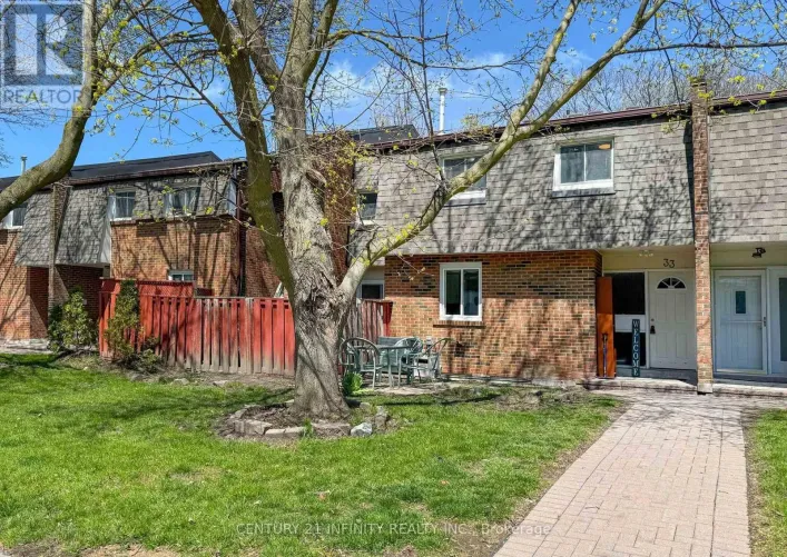 33 - 101 DOVEDALE DRIVE, Whitby