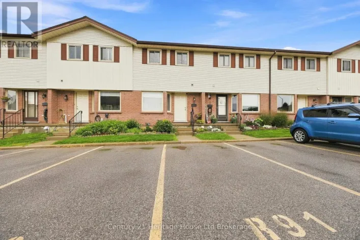 33 - 1115 NELLIS STREET, Woodstock