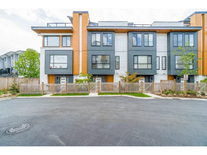 33 16511 WATSON DRIVE DRIVE, Surrey