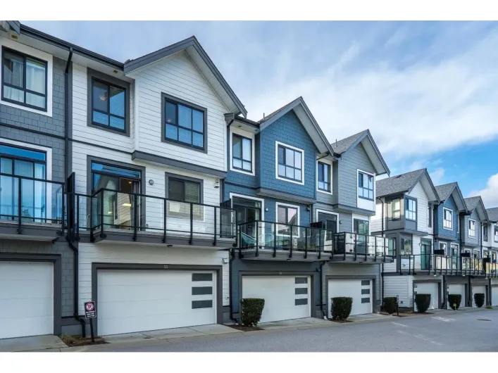 33 16760 25 AVENUE, Surrey