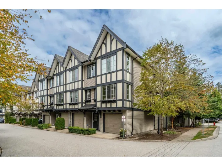 Row / Townhouse for sale: 33 20875 80 AVENUE, Langley