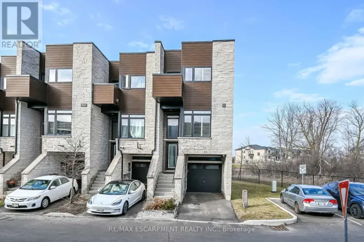 33 - 35 MIDHURST HEIGHTS, Hamilton